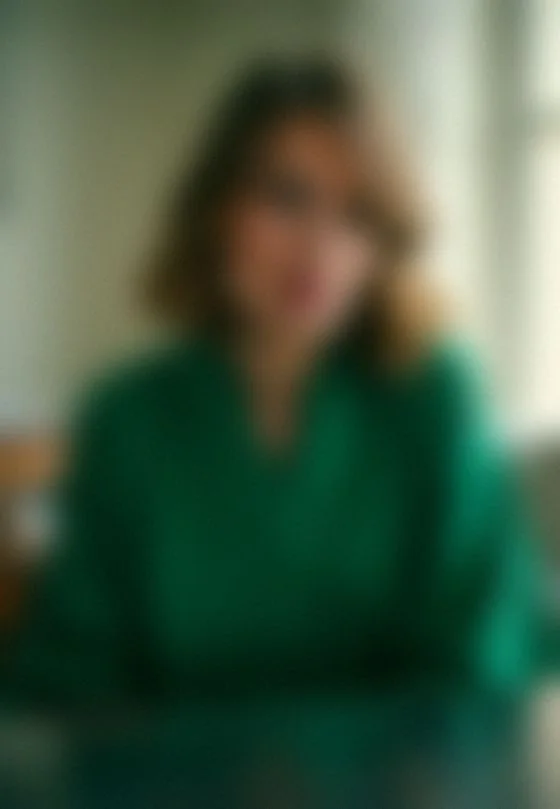 Martina, 25
