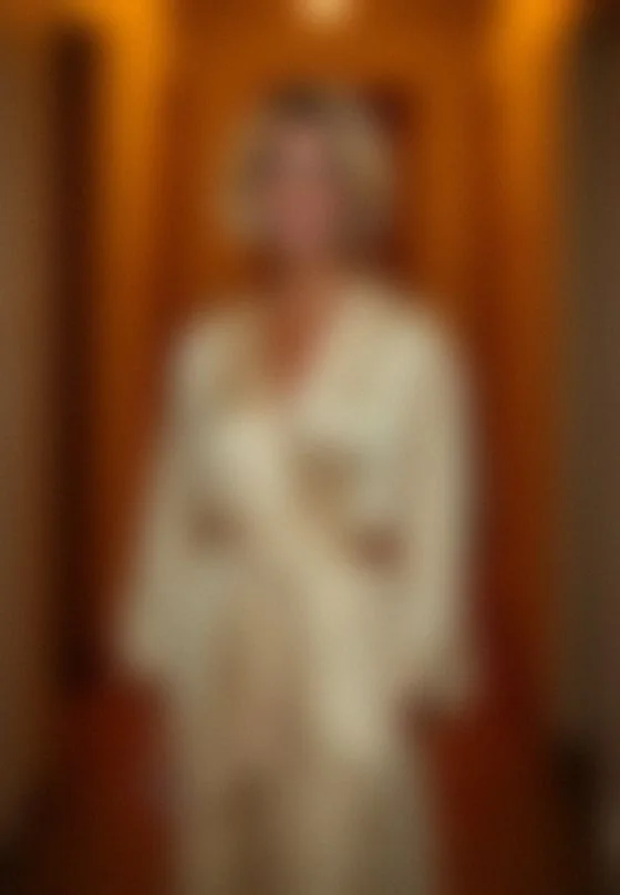 Gabriela, 30