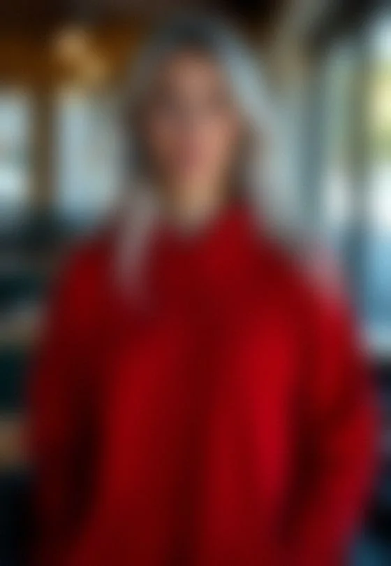 Andrea, 39